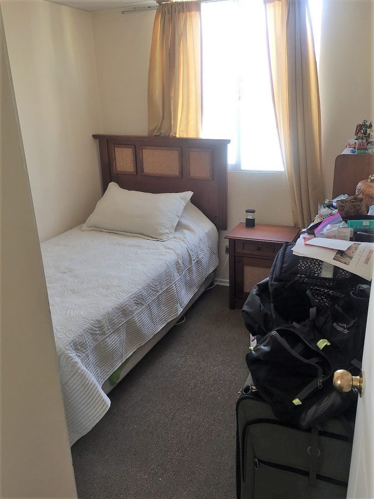 The middle bedroom--www.thethreeyearexperiment.com