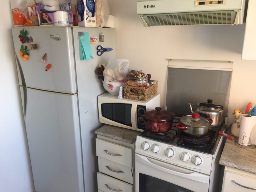 Kitchen 1---www.thethreeyearexperiment.com
