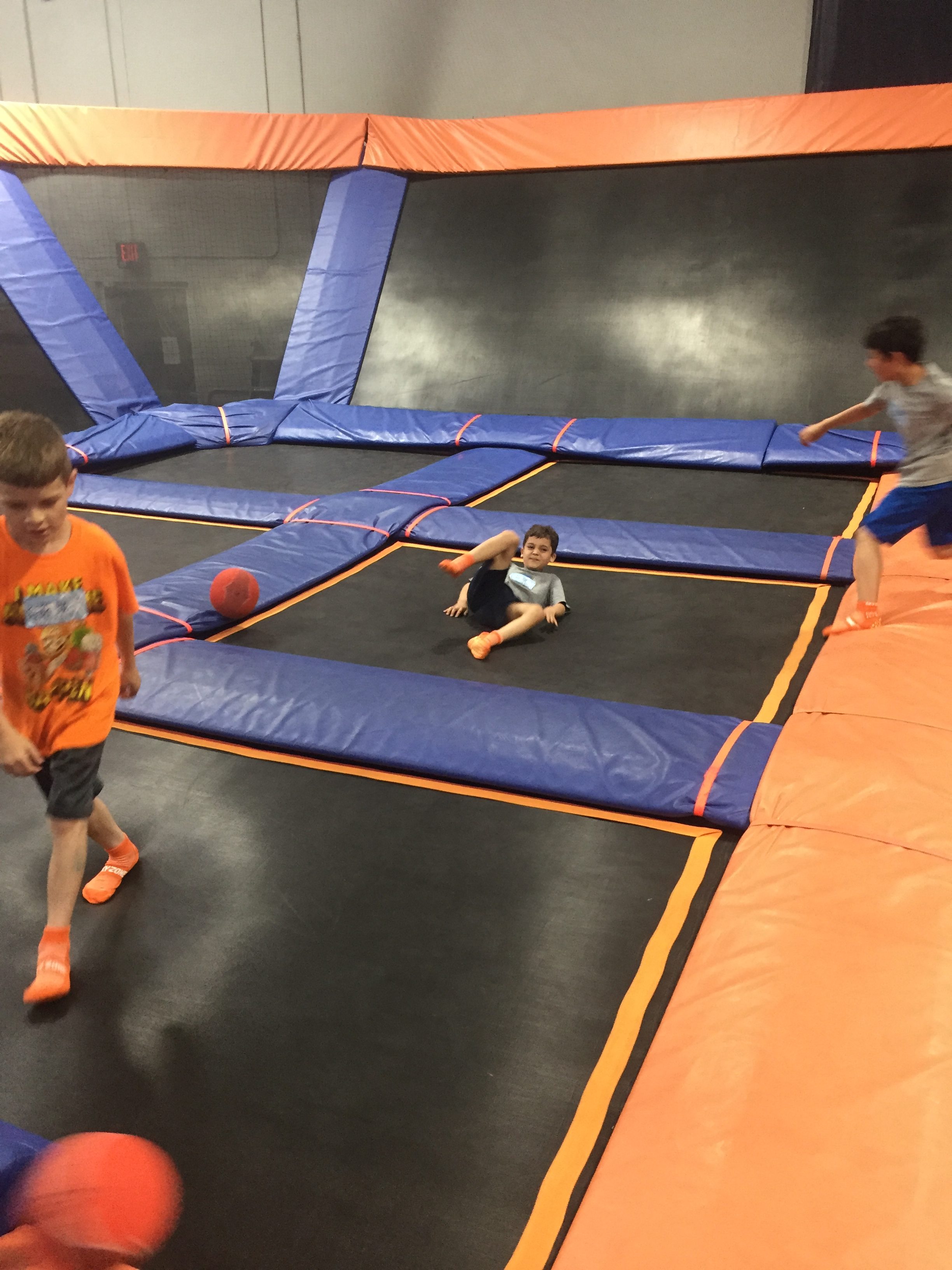 Trampoline party www.thethreeyearexperiment.com