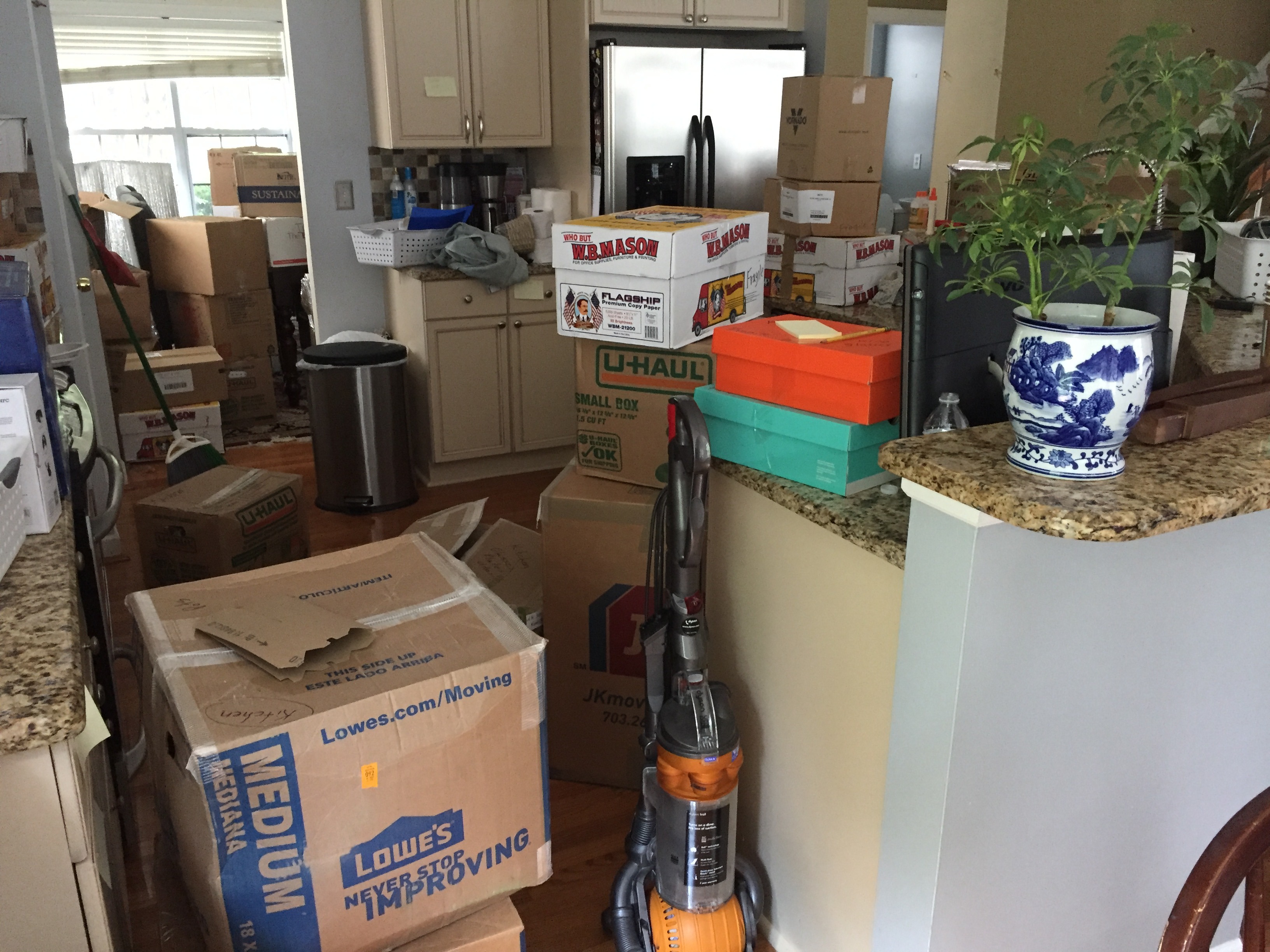 moving boxes www.thethreeyearexperiment.com